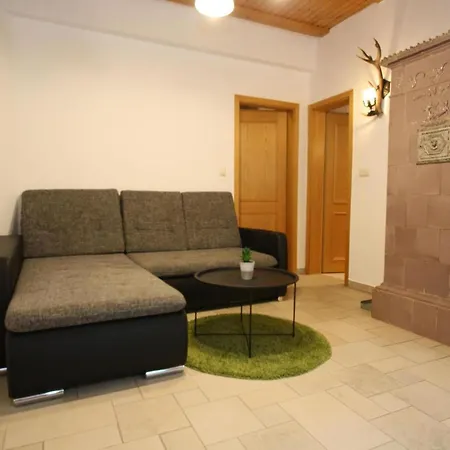 Doppelhaushaelfte, * Glave